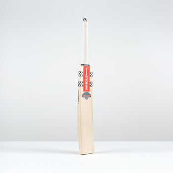 CABA25English Willow Bats Neocore Players Bat Front Right