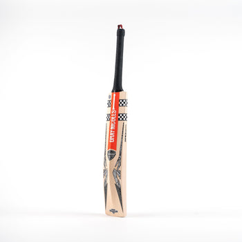 Shockwave 2.0 Academy Junior Cricket Bat