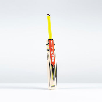 Imperia 1.1 GN330+ Junior Cricket Bat