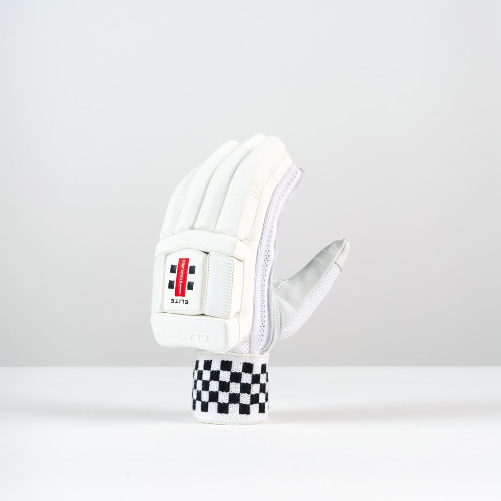 CGBE25Batting Gloves Classic Elite Glove, Top Hand Back Angle