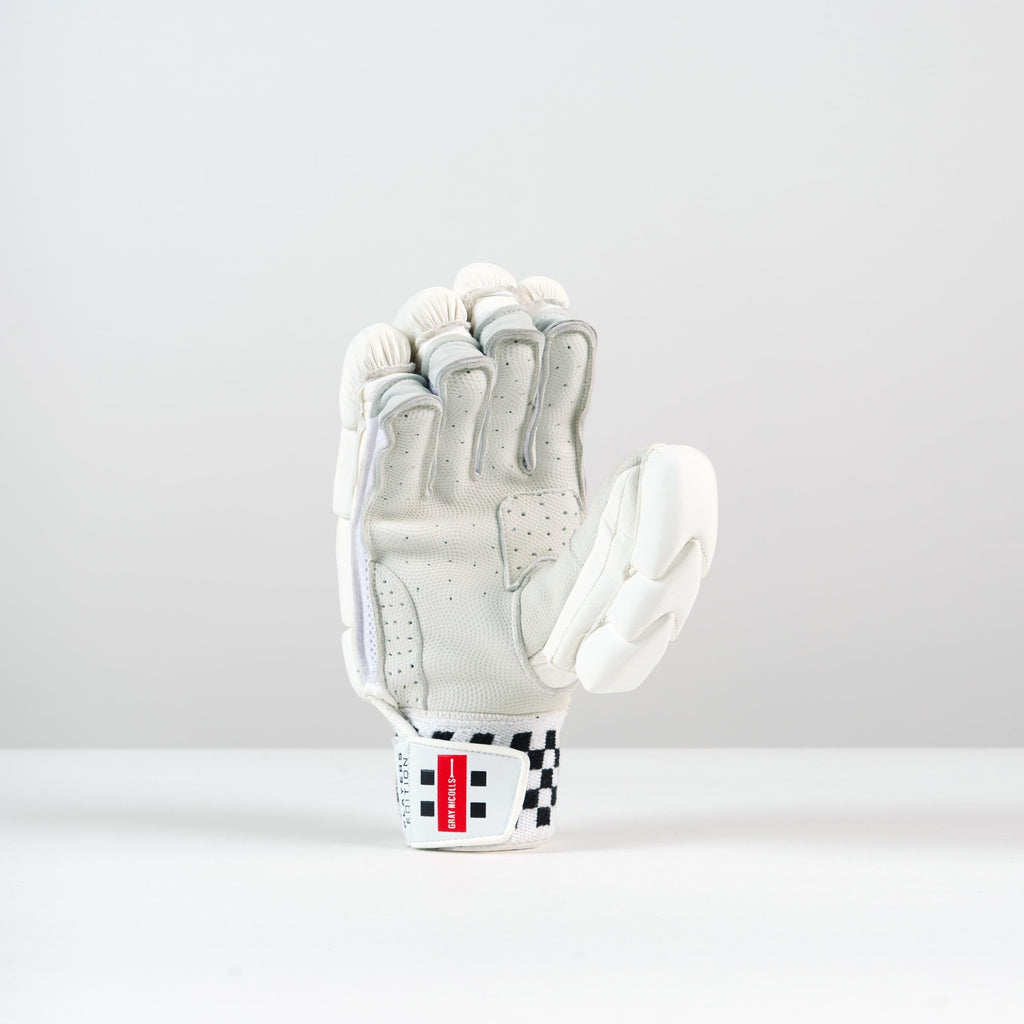 CGBF25Batting Gloves Classic Players Edition Glove, Bottom Hand Palm
