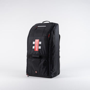CHEA23Bags_Holdalls Coach Bag Front